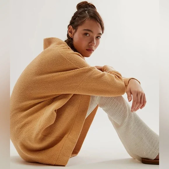 Free people store ottoman cream